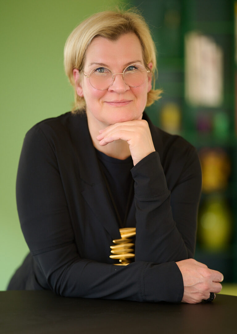 Bender Christine Bender